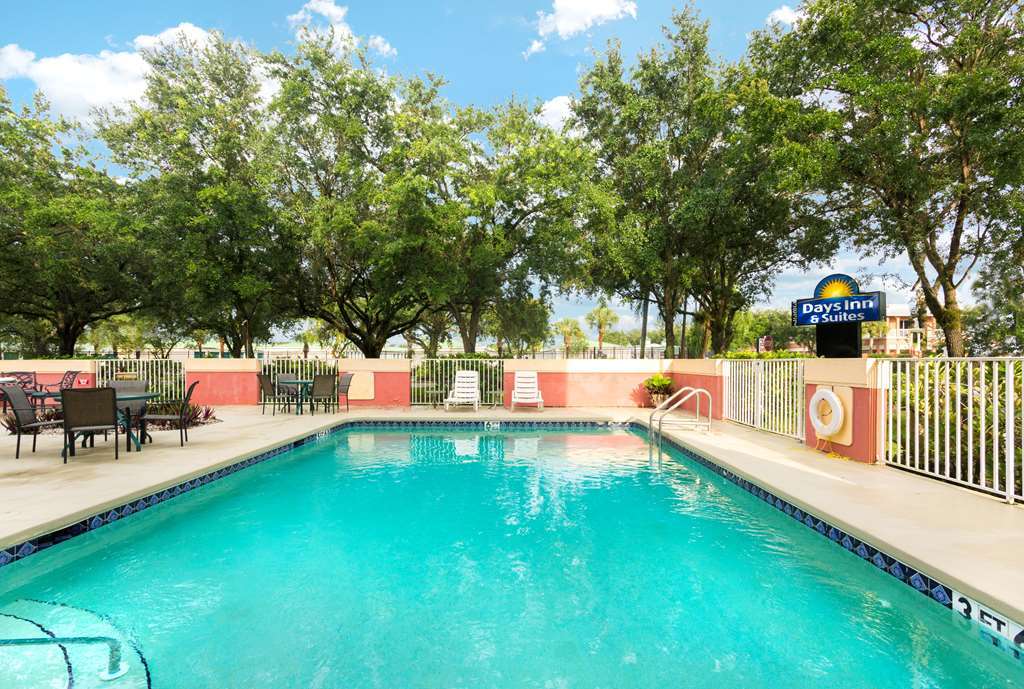 Holiday Inn Express - Naples South - I-75 By Ihg Golden Gate Facilities photo
